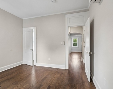 166 Maplewood Ave - Photo Thumbnail 13