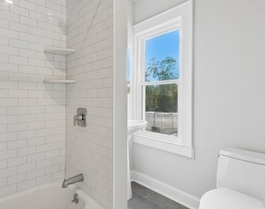 166 Maplewood Ave - Photo Thumbnail 8