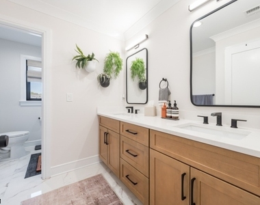 3 Loveland St - Photo Thumbnail 19