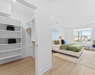 518 Vosseller Ave - Photo Thumbnail 15