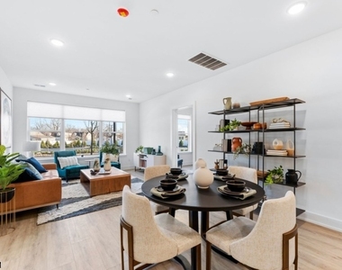 518 Vosseller Ave - Photo Thumbnail 7