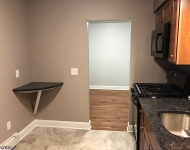 189 Littleton Rd - Photo Thumbnail 4
