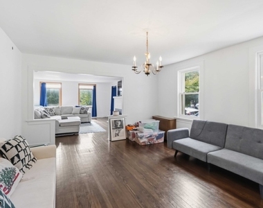 59 Mendham Ave - Photo Thumbnail 5