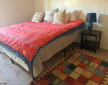 65 Coryell St - Photo Thumbnail 14