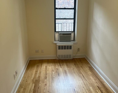 E 76 St / 3rd Avenue - Photo Thumbnail 5