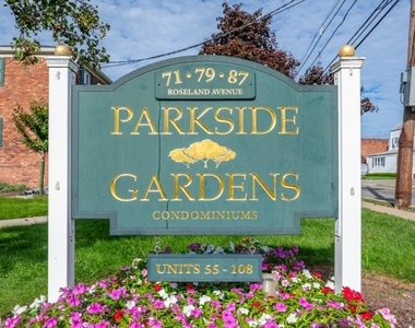 79 Roseland Ave - Photo Thumbnail 2