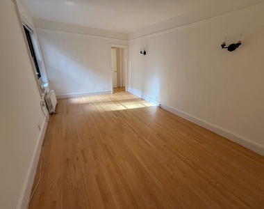 146 West 79th Street - Photo Thumbnail 4
