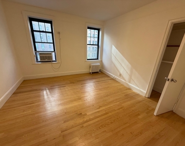 146 West 79th Street - Photo Thumbnail 5