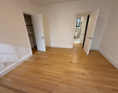 146 West 79th Street - Photo Thumbnail 6