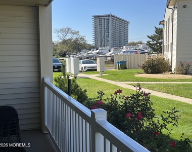 151 Wharfside Dr Drive - Photo Thumbnail 17