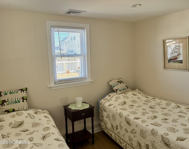 3456 Jefferson Avenue - Photo Thumbnail 7
