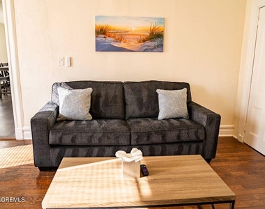 287 Westwood Avenue - Photo Thumbnail 4