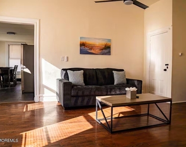 287 Westwood Avenue - Photo Thumbnail 5