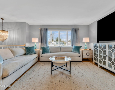 2412 Homestead Avenue - Photo Thumbnail 4