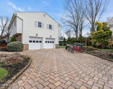 2412 Homestead Avenue - Photo Thumbnail 42
