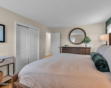 2412 Homestead Avenue - Photo Thumbnail 20