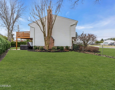 2412 Homestead Avenue - Photo Thumbnail 39