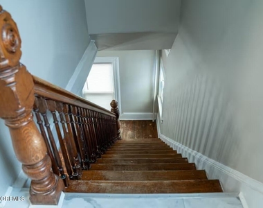 287 Westwood Avenue - Photo Thumbnail 18