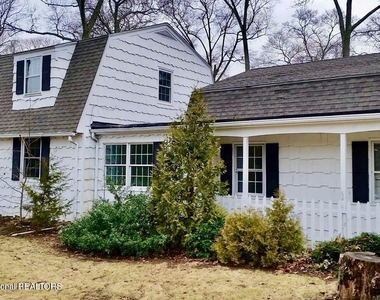 198 Elmwood Road - Photo Thumbnail 1