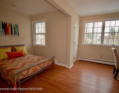 198 Elmwood Road - Photo Thumbnail 13