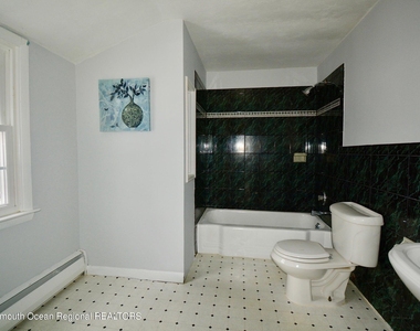 198 Elmwood Road - Photo Thumbnail 22