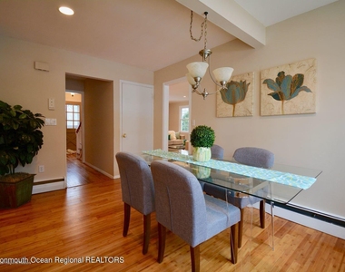 198 Elmwood Road - Photo Thumbnail 8