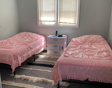 304 Cummings Avenue - Photo Thumbnail 7