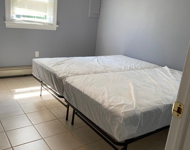304 Cummings Avenue - Photo Thumbnail 9