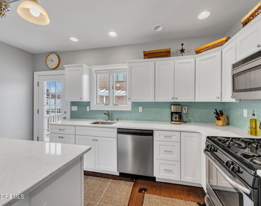46 Barberie Avenue - Photo Thumbnail 15