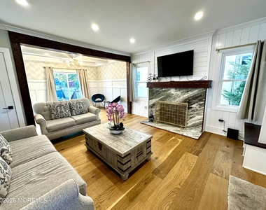 1308 Bridge Street - Photo Thumbnail 2