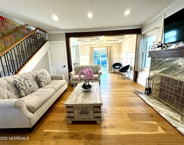 1308 Bridge Street - Photo Thumbnail 1