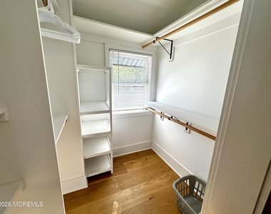 1308 Bridge Street - Photo Thumbnail 9