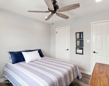 1072 W Bay Avenue - Photo Thumbnail 24