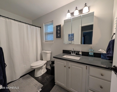 1072 W Bay Avenue - Photo Thumbnail 19