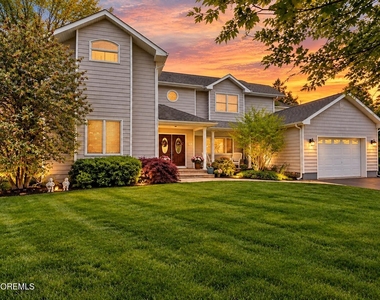75 Poplar Avenue - Photo Thumbnail 1