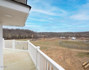 431 Cooper Road - Photo Thumbnail 12