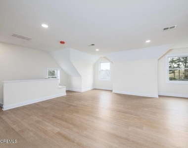 431 Cooper Road - Photo Thumbnail 9