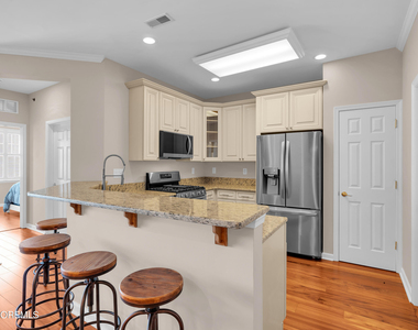 11 Cooper Avenue - Photo Thumbnail 13