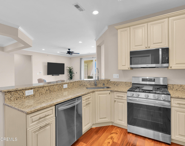 11 Cooper Avenue - Photo Thumbnail 15