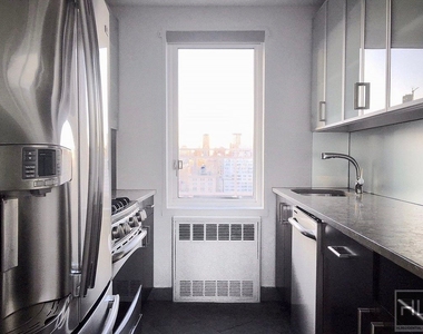 East 66th Street - Photo Thumbnail 9