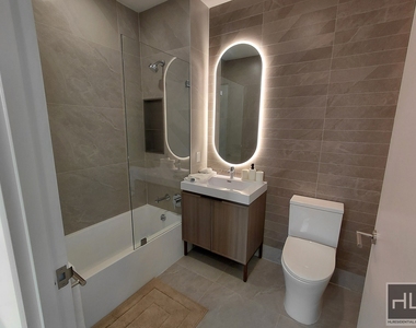 Rockwell Place - Photo Thumbnail 5