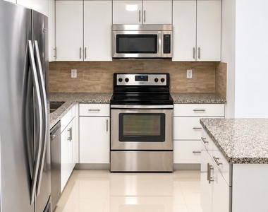 19380 Collins Avenue - Photo Thumbnail 8