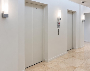 19380 Collins Avenue - Photo Thumbnail 3