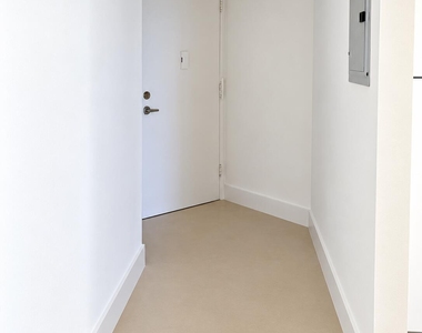 19380 Collins Avenue - Photo Thumbnail 5