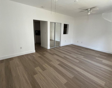 820 Euclid Avenue - Photo Thumbnail 9