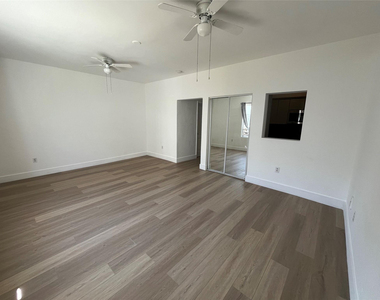 820 Euclid Avenue - Photo Thumbnail 6