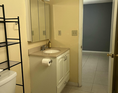 3033 Sw Collings Drive - Photo Thumbnail 10
