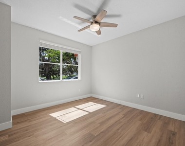 11031 Legacy Boulevard - Photo Thumbnail 9