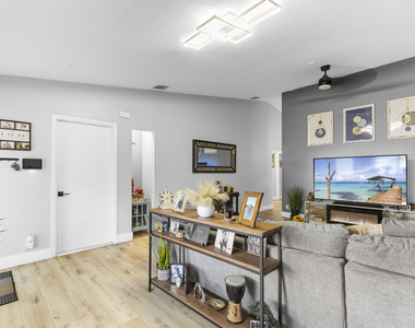 5318 Nw 93rd Avenue - Photo Thumbnail 28