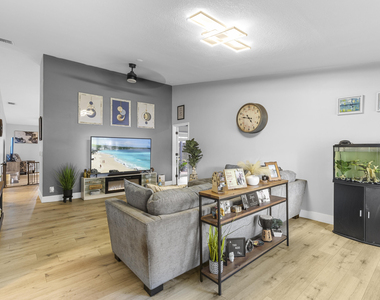 5318 Nw 93rd Avenue - Photo Thumbnail 27
